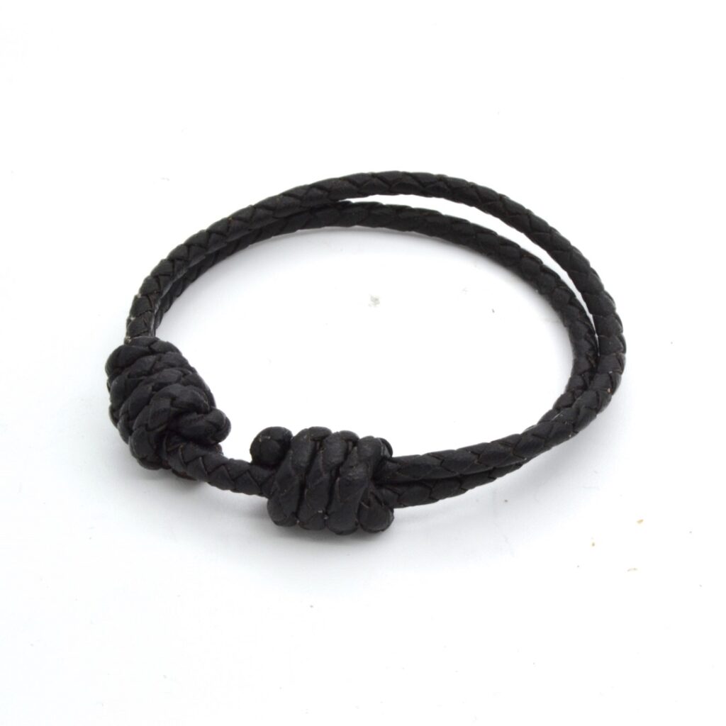Pulsera Nudos R negra